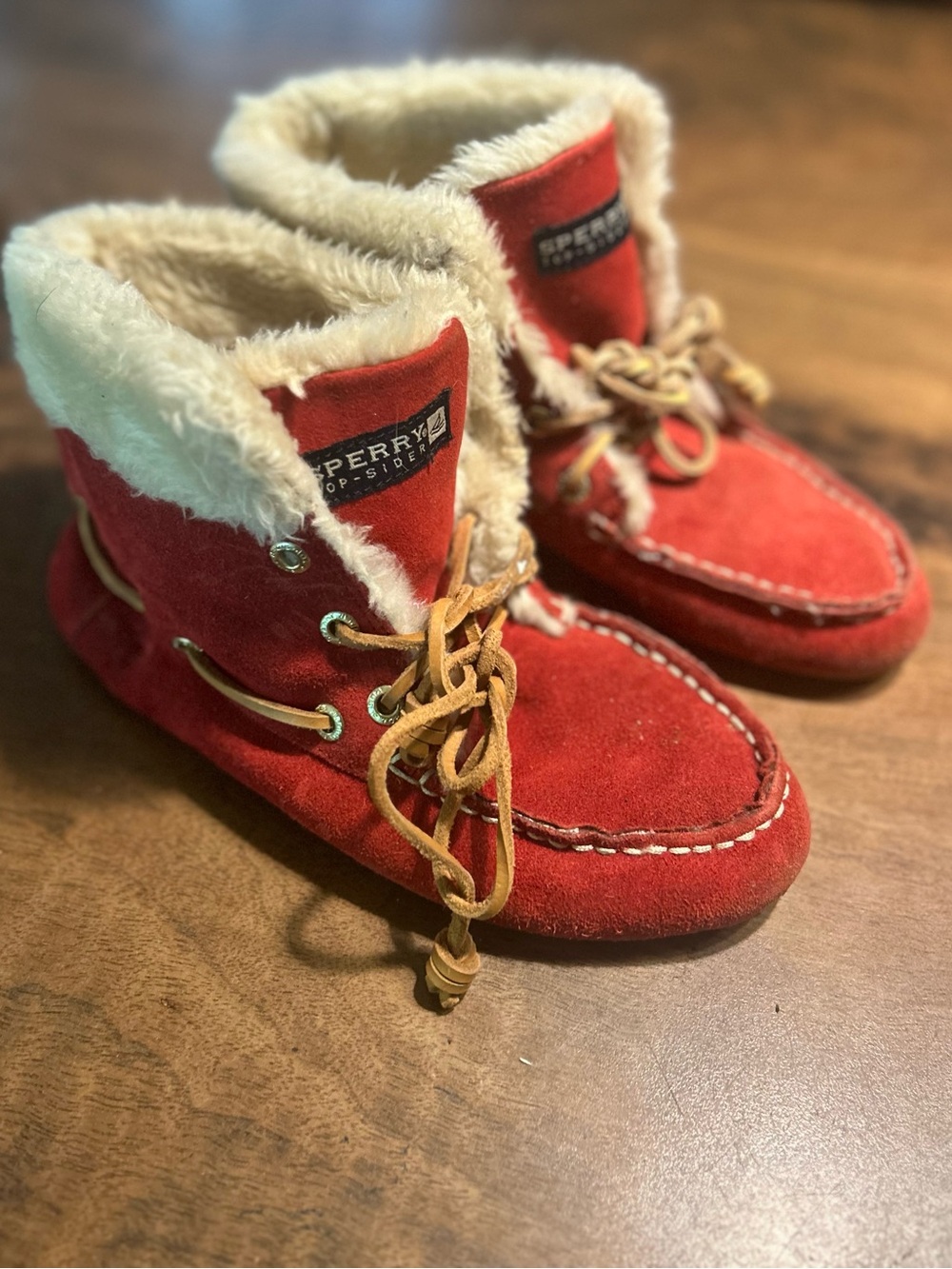 Sperry Reina 1-Eye Red Suede Moccasin Slipper